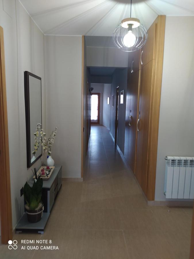 발데로브레스 Vivienda El Olivo 아파트 외부 사진